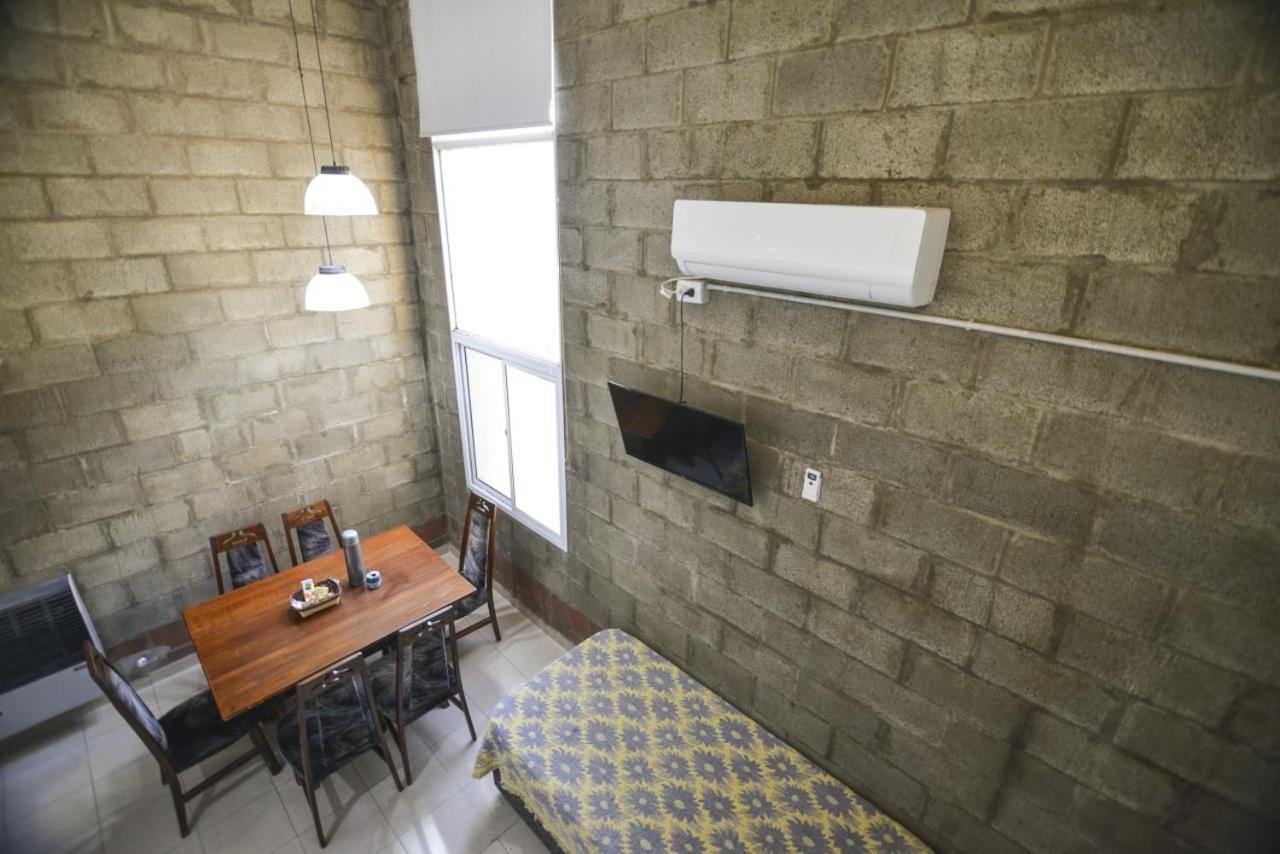 Las Maras Suites Viedma Extérieur photo